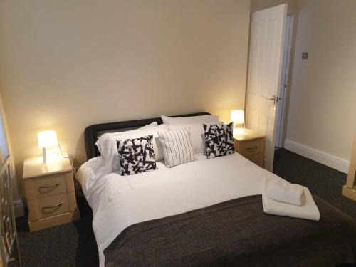 South Shields Apartment | South Shield's Emerald 2 Bed Apartment