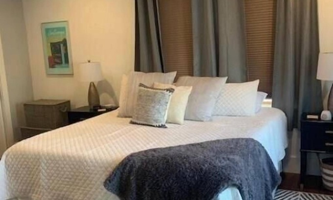 Downtown Chattanooga Condo | Southside Stunner Downtown Chattanooga, TN