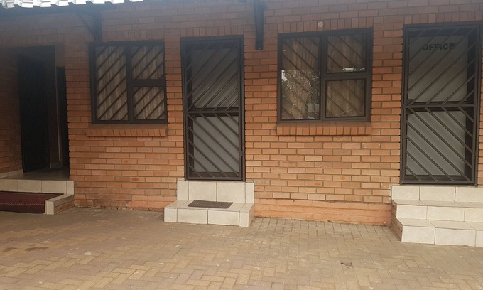 Newcastle Bed & Breakfast | Souvenirs B & B