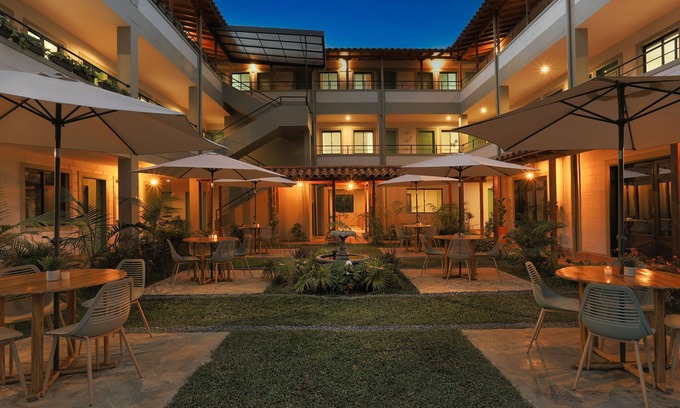 El Penol Hotel | Soy Local Guatapé