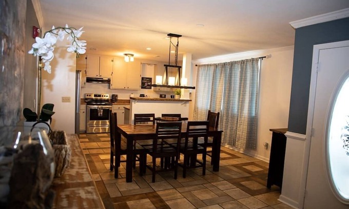 Rock Spring Apartment | Space for Everyone - 5B 2Ba - Near Chattanooga