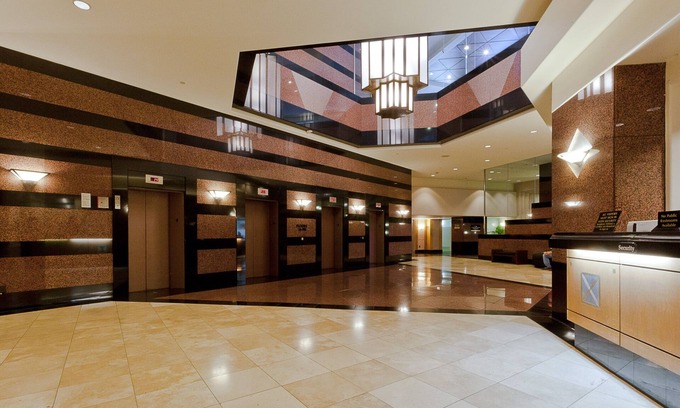 Downtown Honolulu Condo | Spacious 1-Bedroom in Downtown Honolulu - Perfect for Families and Travelers!