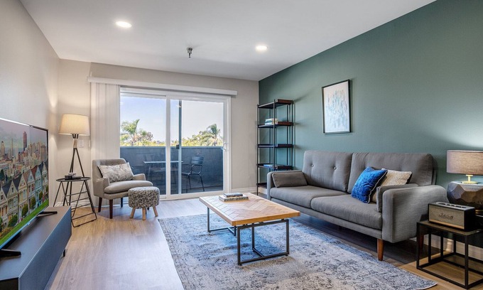 Beverly Grove Apartment | Spacious 1BR, walking distance to The Grove, Beverly Center by Blueground