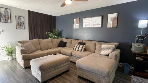 Lexington Apartment | Spacious 1king bd/2queen bd/* 1 mile from I-85