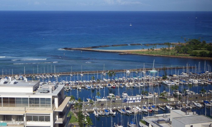 Waikiki Condo | Spacious 2 BR with Ocean and Mountain View, Enjoy Sunrise, Sunset and Firework!