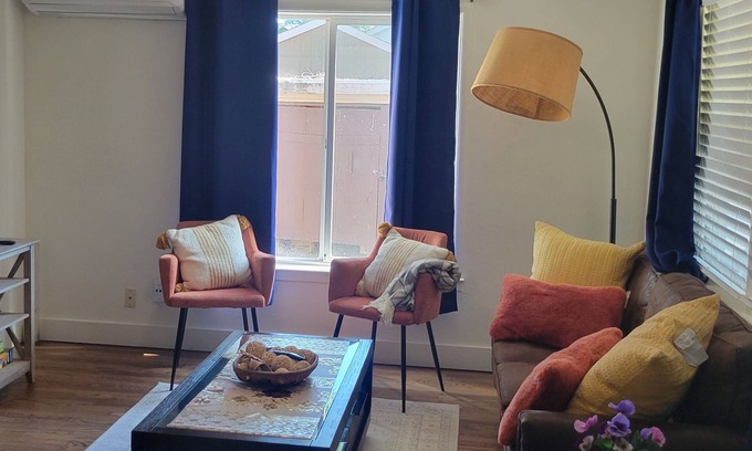 Napa House | Spacious 2bd Napa long term