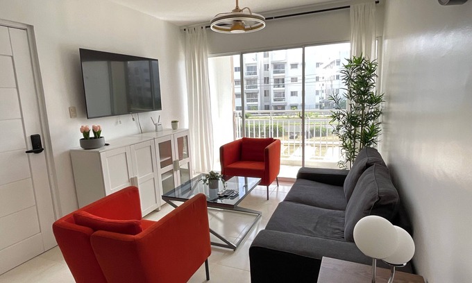 Santo Domingo Este Apartment | Spacious 3-bedroom apartment with WiFi, AC in fabulous Santo Domingo Este