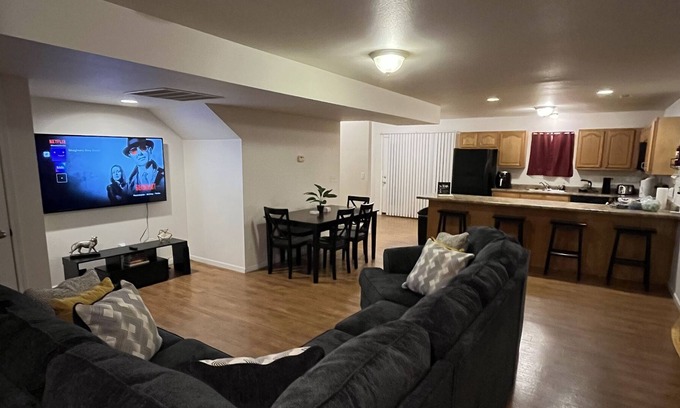 St. Robert House | Spacious 3 BD, 2.5 BA home. Comfy and close to Fort Leonardwood