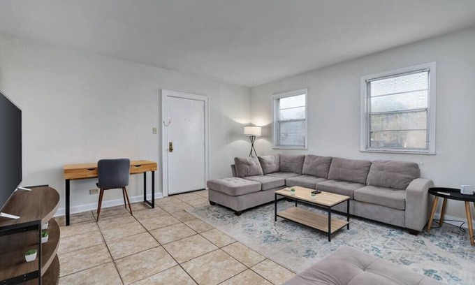 Anniston Apartment | Spacious 3 Bd, centrally located