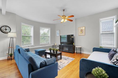 Central West End Apartment | Spacious 3-Bedroom with King Bed & Prime Location