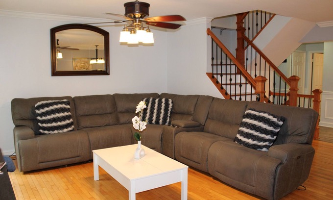 White Oak House | Spacious 3BR/2.5BA Home in White Oak, Silver Spring – Prime Location!