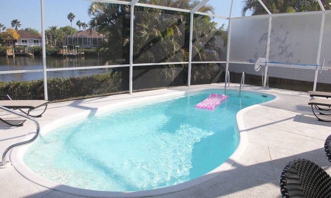 River Pointe House | Spacious 3BR-4BR Home, on Waterway, NEW HEATED SALT WATER POOL COMING SOON!