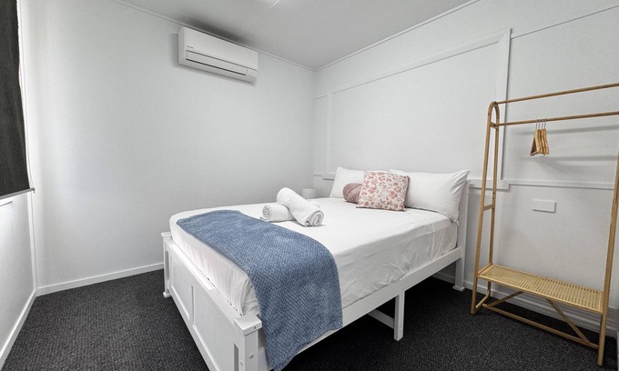 Belgian Gardens House | Spacious 4-Bedroom Home in Belgian Gardens - Spacious 4-Bedroom Home in Belgian Gardens