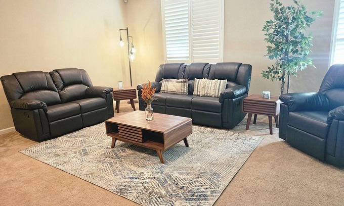 Mira Loma House | Spacious 4-bedroom single level house with RV parking in Jurupa Valley