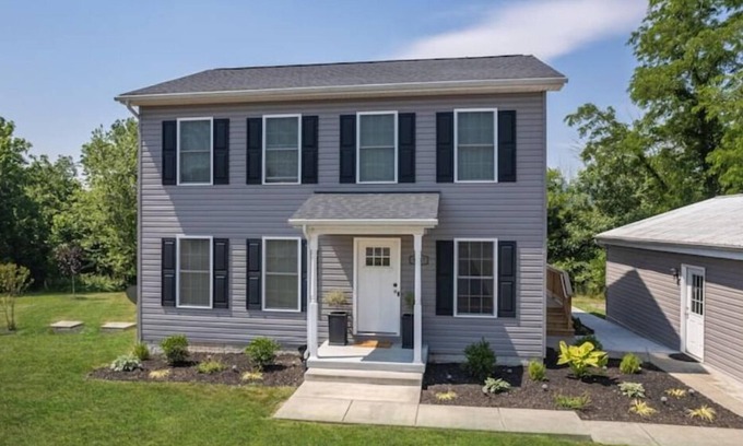 Emmitsburg House | Spacious 4 bedroom home in Emmitsburg MD
