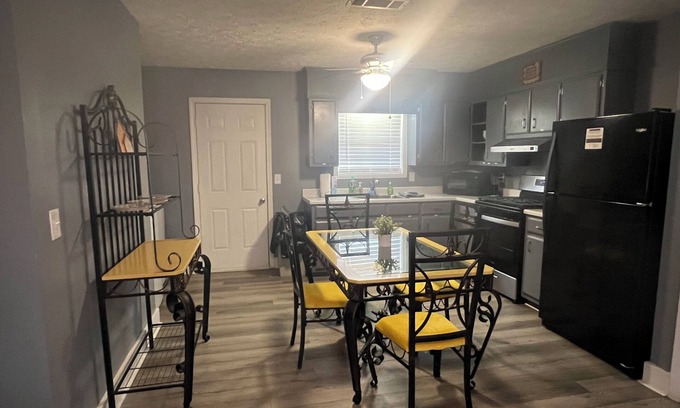 Columbus House | Spacious 4-bedroom house in Columbus with privacy fence situated in the county!