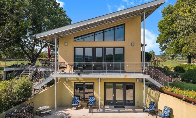 Lawrence House | Spacious 4-bedroom vacation home 16 minutes from University of Kansas