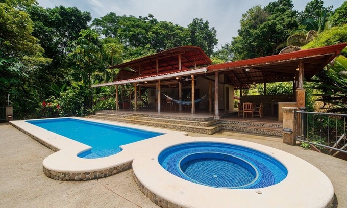 Hatillo House | Spacious 4bdr property - 10p, Pool & Wi-Fi, perfect for retreats! Min to beach!