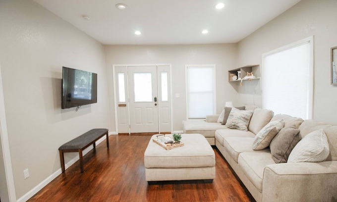 Wichita House | Spacious 5BD Home W Game Room!