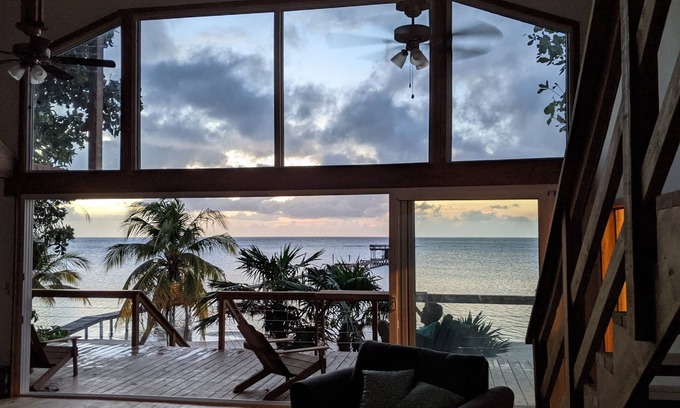 Roatan House | Spacious Beach Front Home - Swim, Snorkel, Dive, Paddle, at your doorstep!