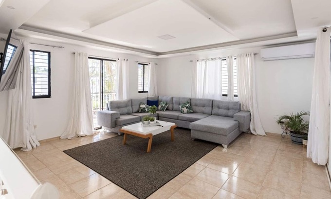 Santiago de los Caballeros Villa | Spacious, comfortable and secure villa.