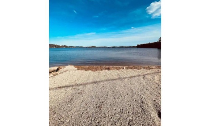 Franklin House | Spacious camper with sandy beachfront access!