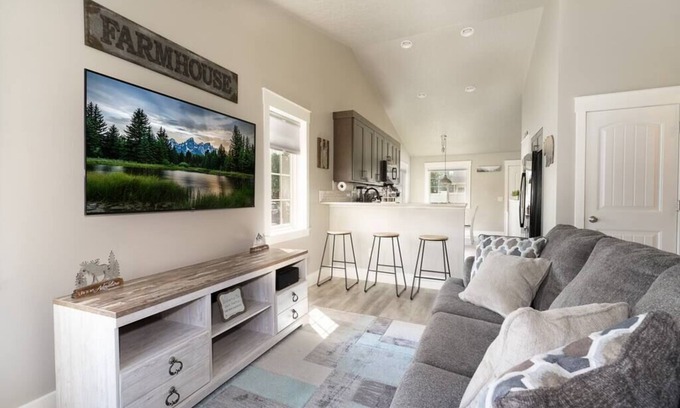 Billings House | Spacious & Comfy home near the Yellowstone River!