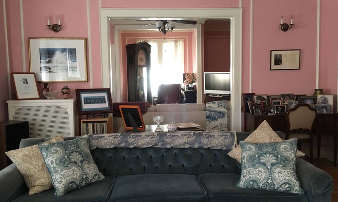 North Brookline House | Spacious Coolidge Corner Brookline Home - 1 Block to Restaurants, Shops, Movies