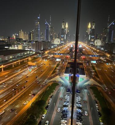 Trade Center Apartment | Spacious Flat in Dubai Downtown