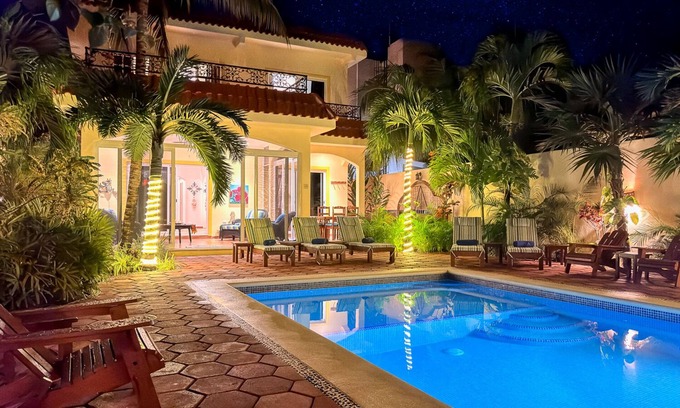 Puerto Morelos House | Spacious Hacienda style home with charming garden, screened porch and pool