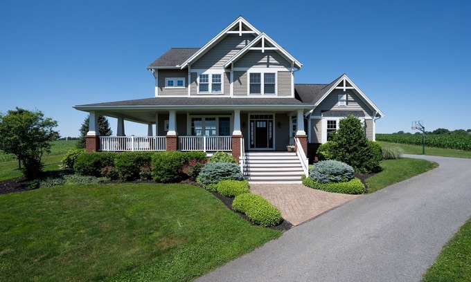 Rohrerstown House | Spacious Hilltop Escape with Basketball, Pingpong & Sunset Firepit