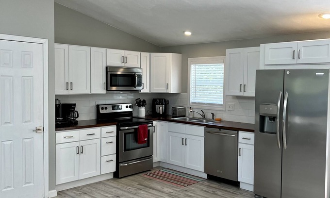 Eastward Look House | Spacious home close to beach