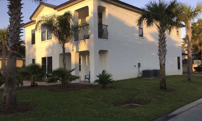 Frangista Beach House | Spacious Home w/Pool & Private Beach 🏖