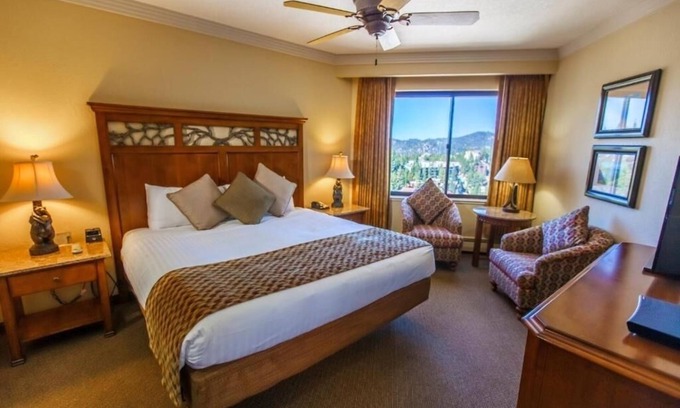 Tahoe Village Hotel | Spacious Home with Stunning Views of Sierra Mountains & Trails