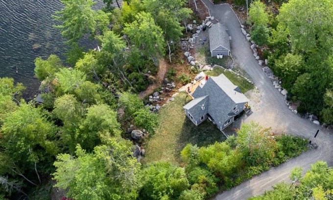 Otis House | Spacious Lake House + 2 Detached Guest Houses