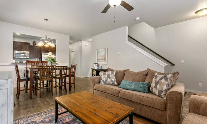 West Valley House | Spacious Modern Solar Powered Home w/Arcade!