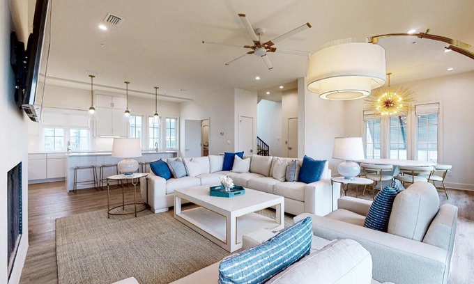 Orange Beach House | Spacious Oasis