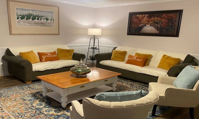 Valdosta House | Spacious Peaceful Home 3BR 2BA,Quiet Neighborhood