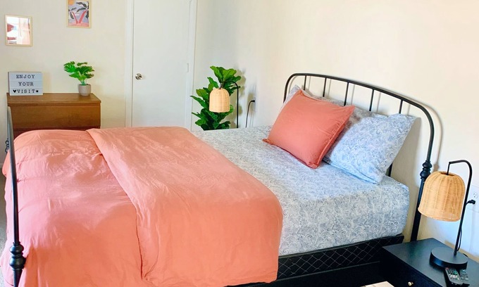 North Long Beach Apartment | Spacious private studio in Long Beach