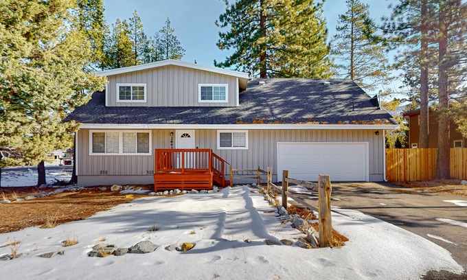 Tahoe Paradise House | Spacious, rustic home with modern appliances, arcade games, & dog friendly