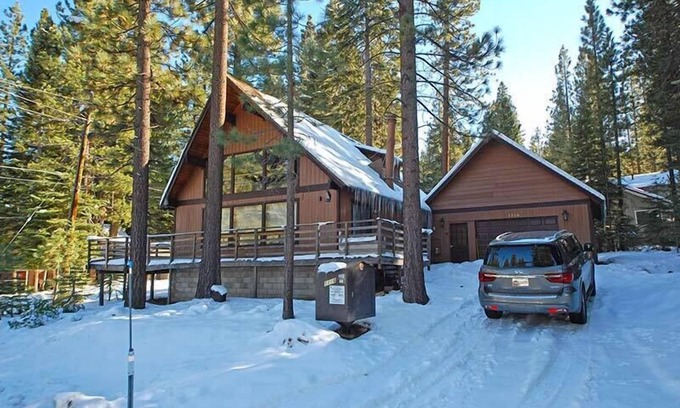 Montgomery Estates Cabin | Spacious Ski Cabin - Pet Friendly!