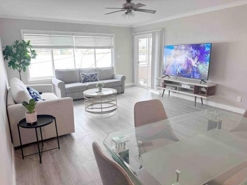 Northwest Torrance Apartment | Spacious South Bay Condo