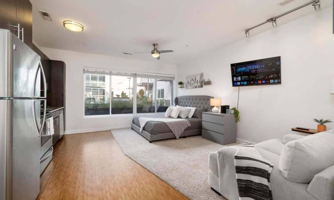 Grandview Heights Apartment | Spacious Studio with great amenities