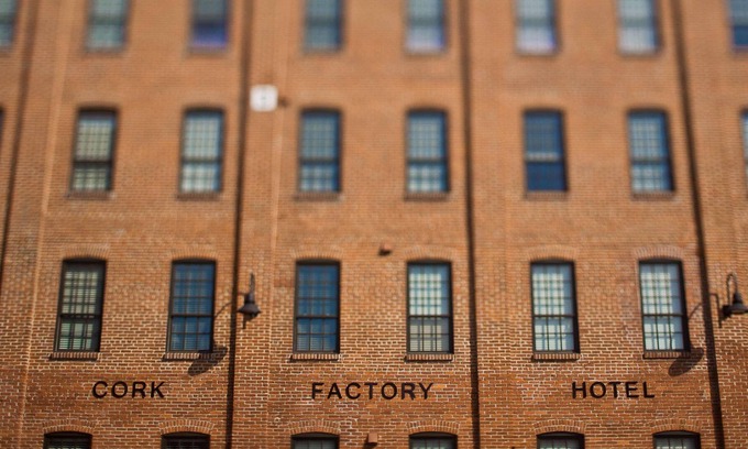 Lancaster Hotel | Spacious Suite in Historic Hotel located in Urban Place, Dining - Shopping - Art