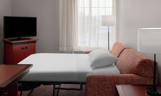 Downtown Hotel | Spacious Suite w/Kitchen and Separate Living, Dining Area - Central Location