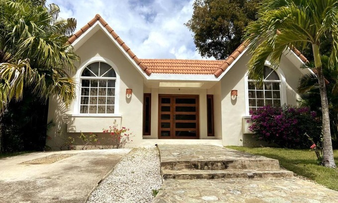 Urbanizacion Tavarez Villa | Spacious Three Bedroom Villa