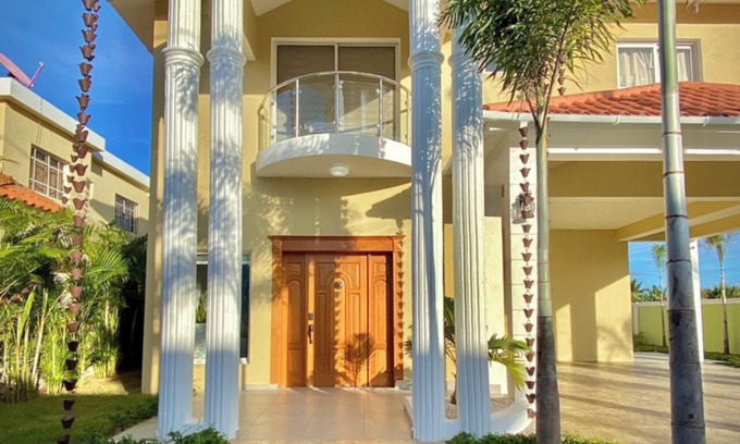 Cabrera Villa | Spacious villa at 25 mts from Atlantic ocean