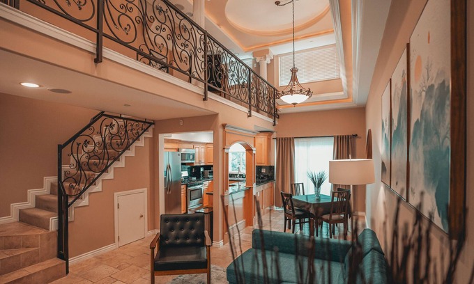 Verdugo Viejo House | Spanish Style Townhouse w/2 MBR, Views, Safe Area