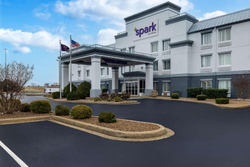 Evansville Hotel | Spark By Hilton Evansville East, In