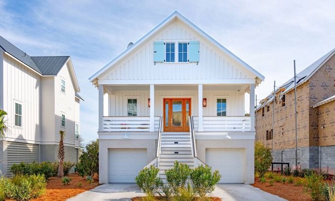 Johns Island House | “Sparkling River”1043 Breaker Lane Brand New ~ Kiawah River 3 Bedroom Home ~ Sleeps 12